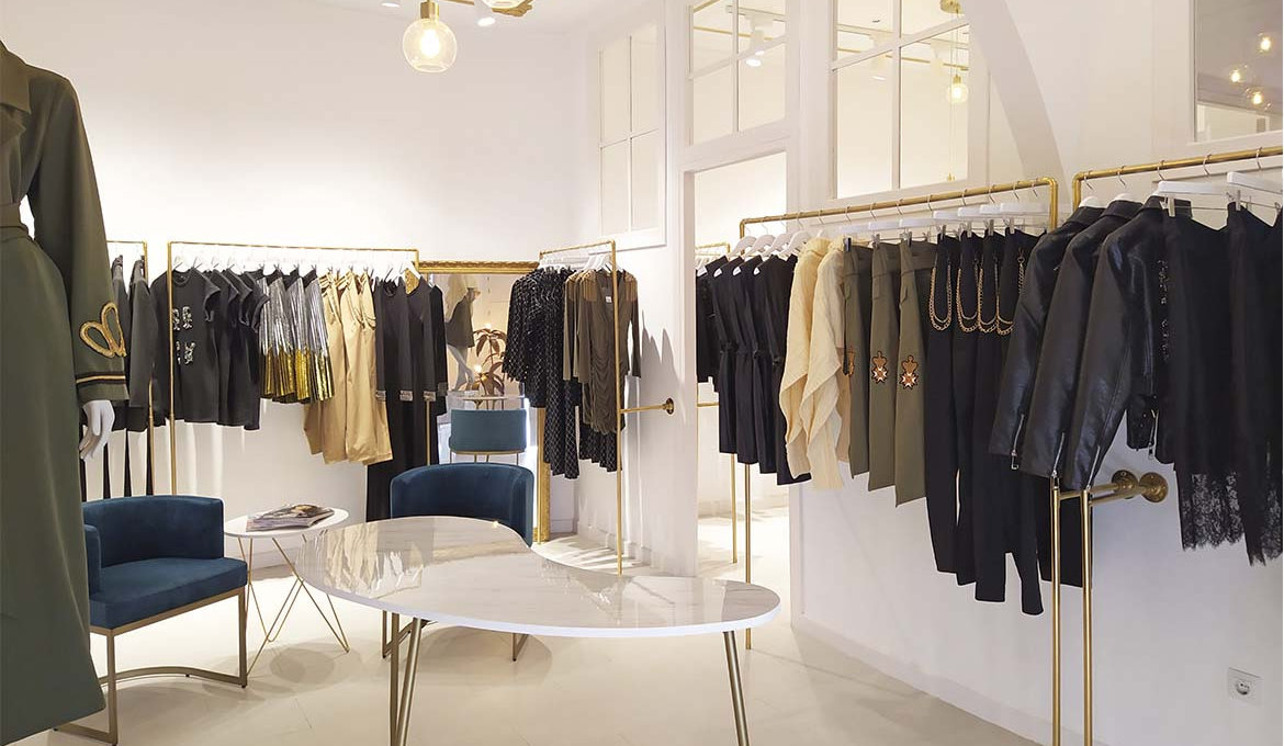 FONDS DE COMMERCE PRET A PORTER FEMME ET ACCESSOIRES. Fonds De Commerce Vente