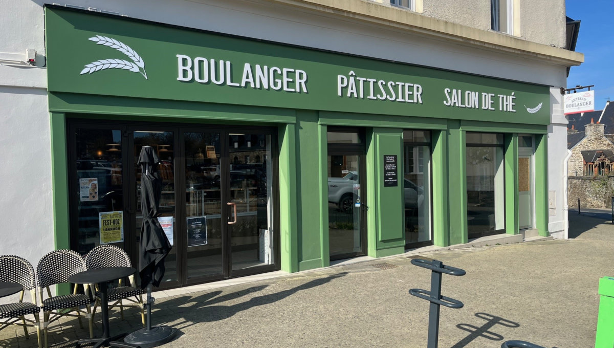 LANNION A VENDRE BOULANGERIE - PATISSERIE - SALON DE THE EMPLACEMENT No1. Fonds De Commerce Vente